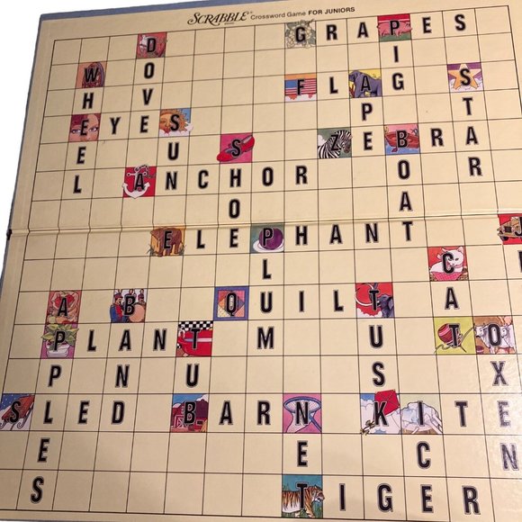 Scrabble for Juniors Crossword Board Game Selchow & Righter Edition 5 Vintage - Picture 6 of 15